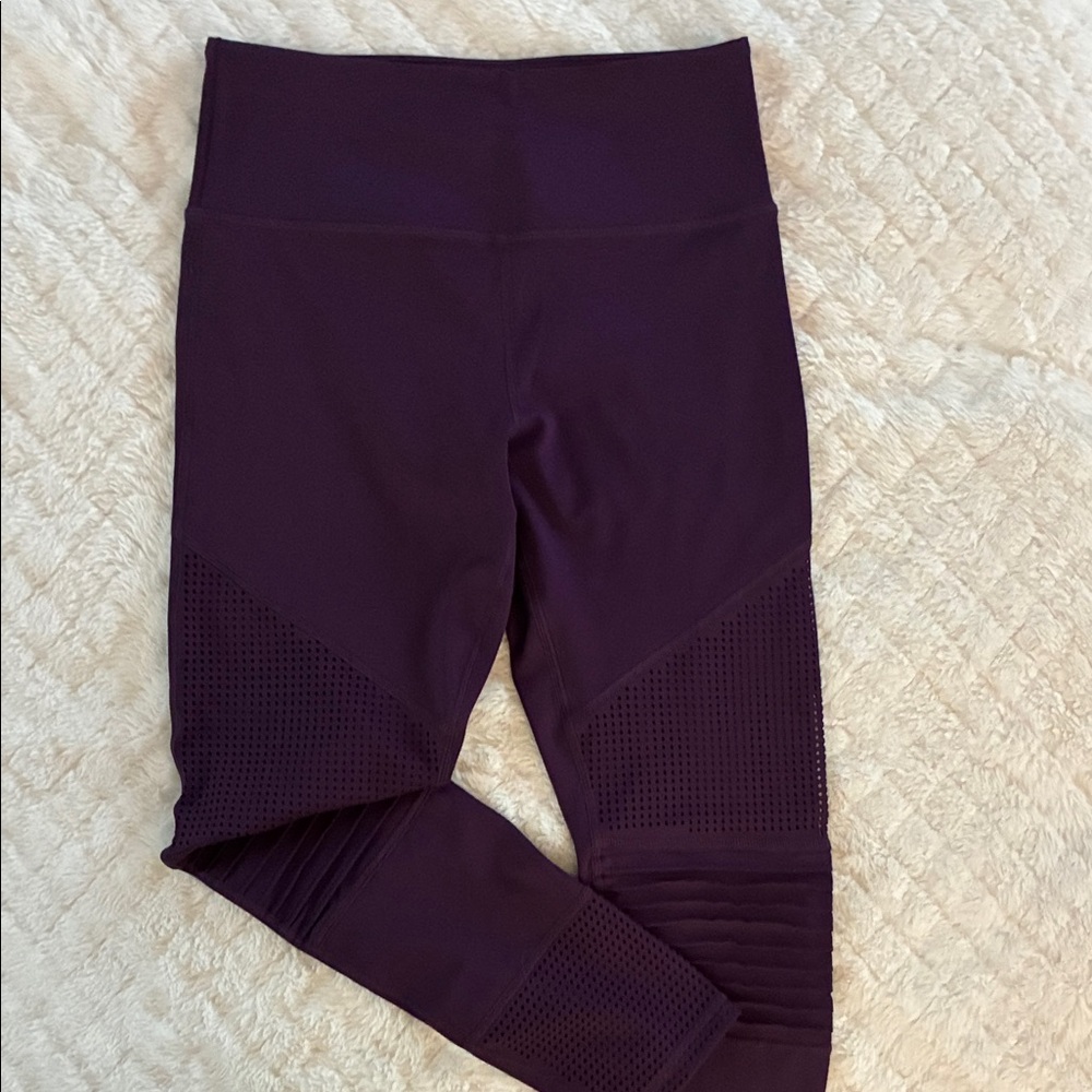 ZYIA Women’s Deep Purple Leggings